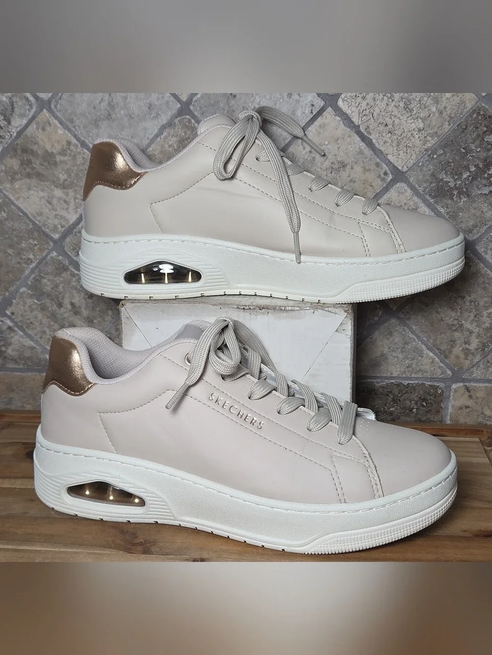 Skechers Street Women's Uno Court - Courted Air Natural Sneakers 177700 Size 9 M